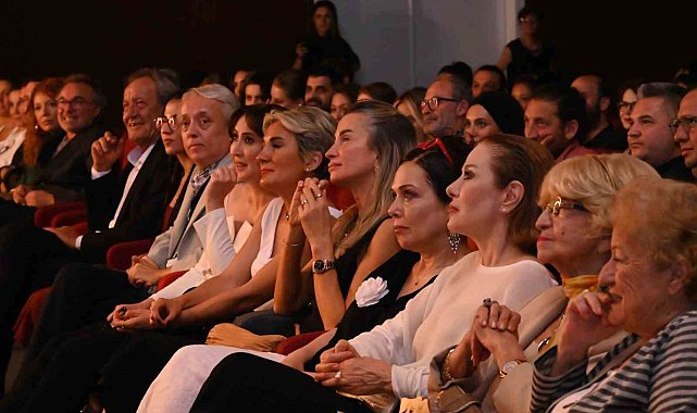 Bursa devlet tiyatrosu tüm ödülleri topladı