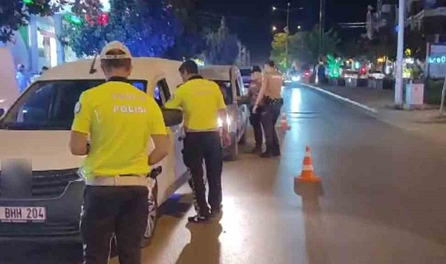 Bursa polisi Görükle Mahallesi'nde kuş uçurtmadı