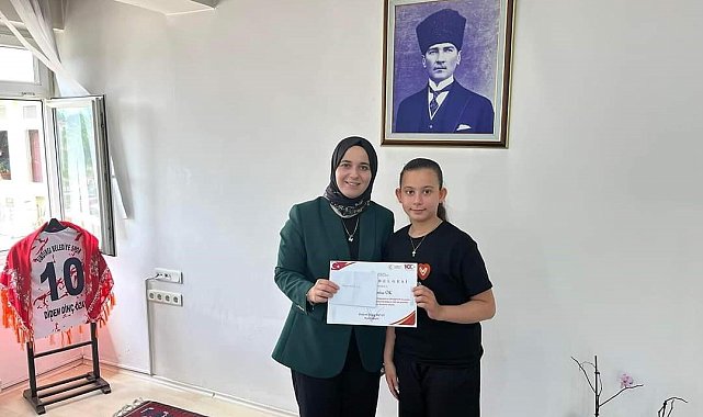 Bursluluk Sınavında Türkiye Birincisi Sındırgı'dan