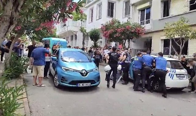 Büyükada'da minibüslere karşı çıkan 9 kişi gözaltına alındı