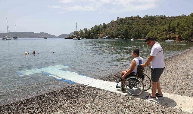 Büyükşehir 'Engelsiz Plaj' sayısını 23'e çıkardı