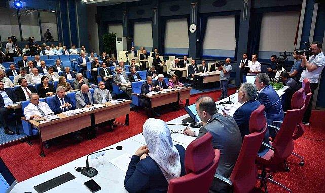 Büyükşehir belediye meclisi toplandı