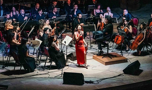 Büyükşehir Orkestrası ve Esther Abrami'den muhteşem konser