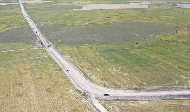 Büyükşehirden Yamula Barajı'na kıyısı olan 3 mahalleye ulaşımı sağlayan yolda 36 milyon TL'lik çalışma