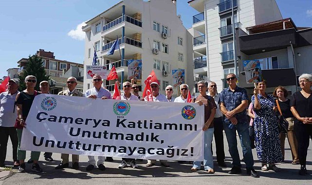 Çamerya katliamı unutulmadı: Yunanistan'ın Edirne Konsolosluğu önüne siyah çelenk bırakıldı