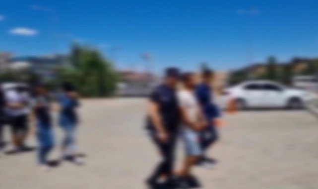 Çanakkale'de 21 kaçak göçmen yakalandı