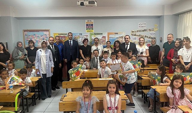 Çanakkale'de 81 bin 19 öğrenci karne aldı