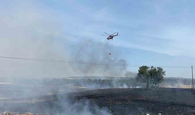Çanakkale'de tarım alanında başlayan yangın devam ediyor
