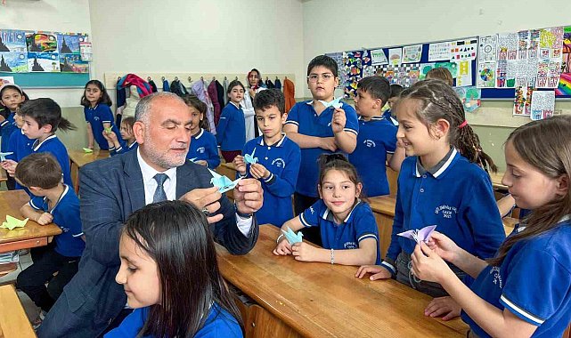 Canik'te turna kuşları 'özgür Filistin' için uçtu