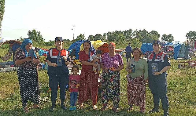 Çeltik tarlalarında çalışan kadınlara eğitim