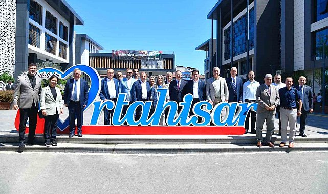 CHP Genel Başkan Yardımcısı Gökhan Zeybek: "Halkımızın güvenini hizmetlerimizle sağlamlaştıracağız"