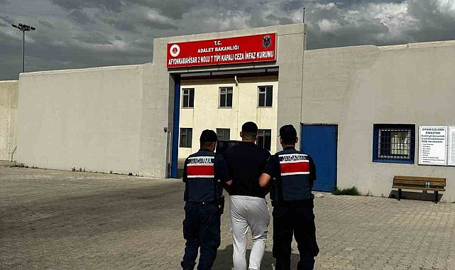 Cinsel istismar suçundan 5 yıl 10 ay hapis cezasıyla aranan şahsı jandarma yakaladı