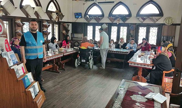 Çorum'da öğrenci velileri cami ve kuran kurslarında misafir edildi