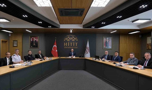 Çorum'da üniversite adaylarının ter dökeceği sınav öncesi tedbirler konuşuldu