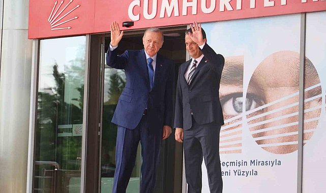 Cumhurbaşkanı Erdoğan 18 yıl sonra CHP'de
