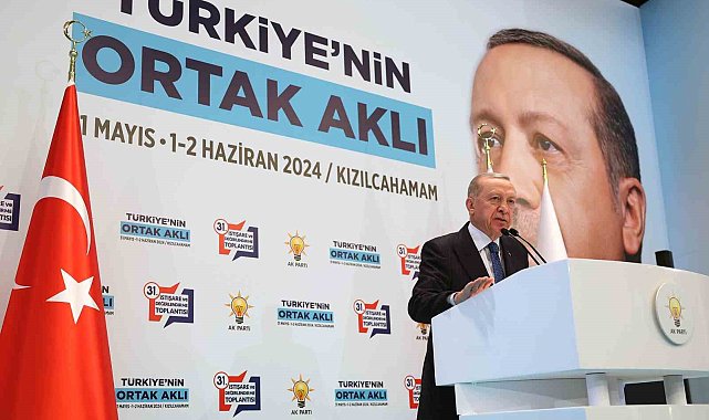 Cumhurbaşkanı Erdoğan: "Biz yeni anayasa konusunda samimiyiz, uzlaşıya açığız, bu meselenin bir siyasi bilek güreşine çevrilmesini de doğru bulmuyoruz"