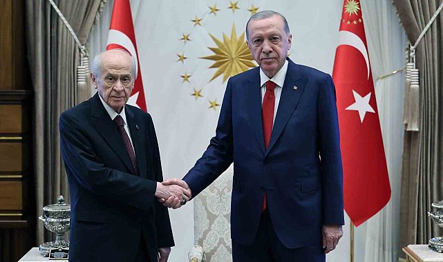 Cumhurbaşkanı Recep Tayyip Erdoğan ile MHP Genel Başkanı Devlet Bahçeli'nin görüşmesi başladı.