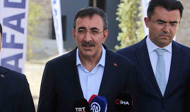 Cumhurbaşkanı Yardımcısı Yılmaz: "Son 2 yılda merkezi idareden deprem çalışmaları için ayırdığımız kaynak yaklaşık 2 trilyon Türk Lirası"
