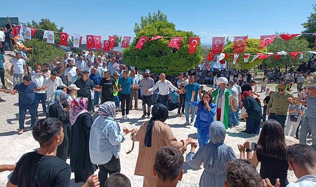 Darende'de pilav şenliği