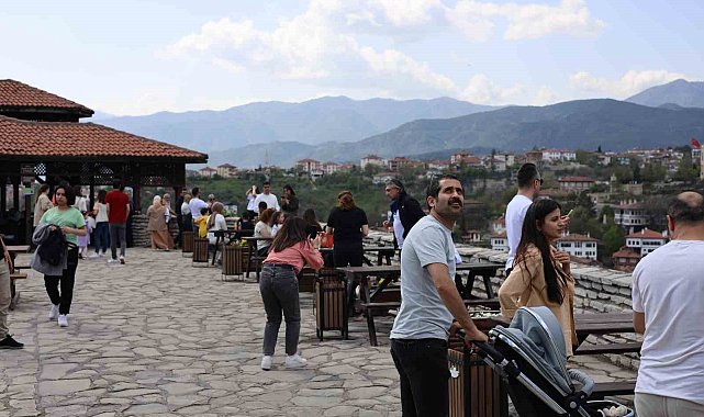 Deniz sezonu Safranbolu'da 9 günlük tatili etkiledi