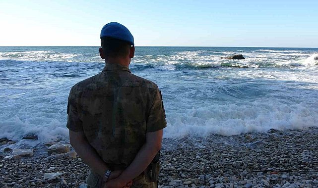 Denizde kaybolan gencin cansız bedenine ulaşıldı