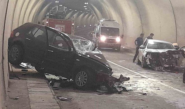 Dernekpazarı tünelinde hatalı sollama can aldı: 1 ölü, 4 yaralı