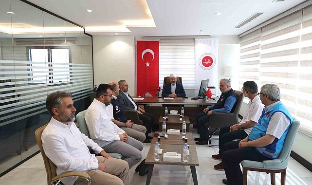 Diyanet İşleri Başkanı Erbaş, Medine'de