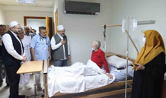 Diyanet İşleri Başkanı Erbaş: "500'ün üzerinde sağlık personelimizle hacılarımıza hizmet veriyoruz"