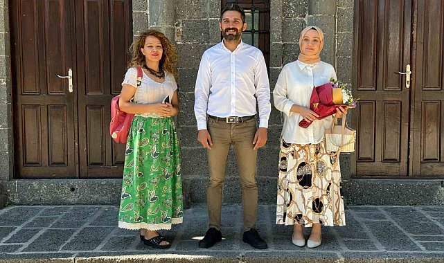 Diyarbakır Müzesi 90. yılında 90 bininci ziyaretçisini çiçekle karşıladı