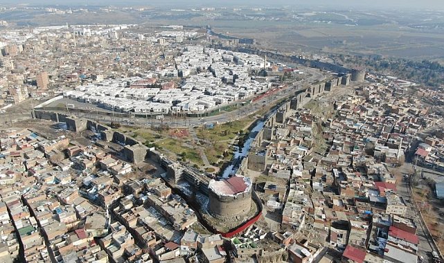 Diyarbakır Valiliği'nden 4 gün süreyle eylem ve etkinlik yasağı