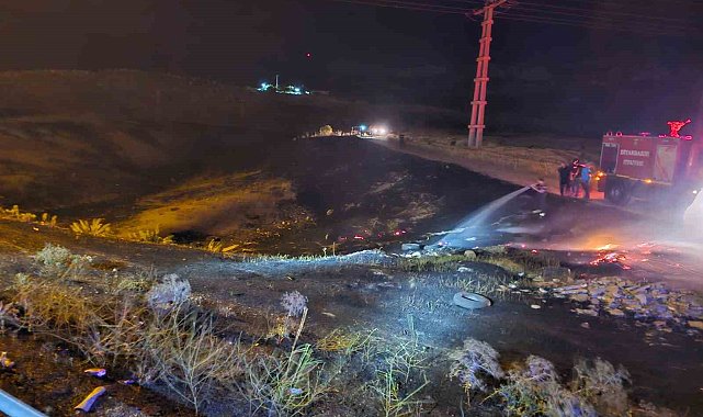 Diyarbakır'da yerleşim yerlerine ulaşan yangın söndürüldü