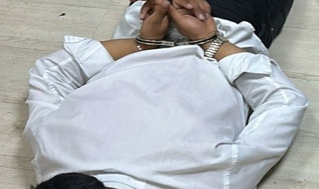 Düğün konvoyunda tüfek ve silahla ateş ettiler, düğüne girmeden yakalandılar