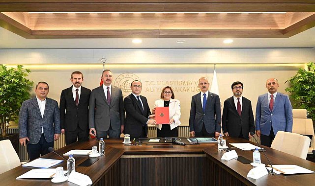 Dülük Tüneli için imzalar atıldı