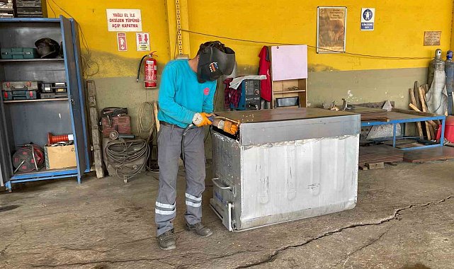 Efeler'de çöp konteynerleri yenilendi
