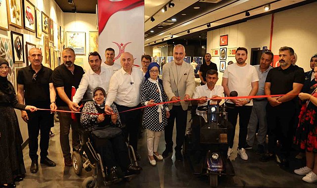 Engelsiz İzler sergisi ile eserlerini görücüye çıkardılar