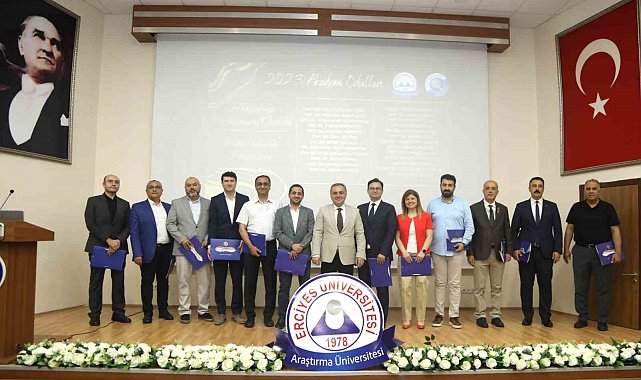 ERÜ'de '2023 Yılı Akademi Ödülleri Töreni' düzenlendi