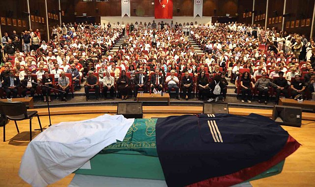 ERÜ'de vefat eden Öğretim Üyesi Prof. Dr. Güneş için tören düzenledi