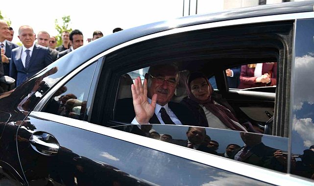 Eski Yargıtay Başkanı Akarca için veda töreni düzenlendi