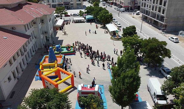 Eskil'de Bahar ve Çocuk Şenliği