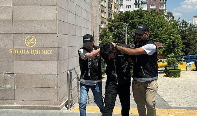 Eskişehir'e 1 kilo uyuşturucu sokamaya çalışan şüpheli 3 araca çarptıktan sonra yakalandı