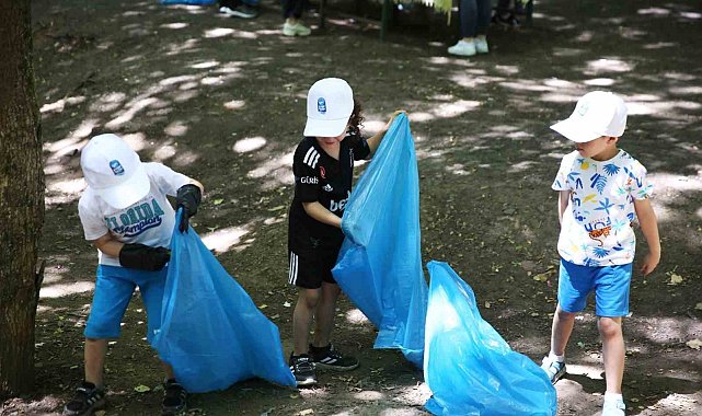 Eyüpsultan'da çöp toplama etkinliği düzenledi