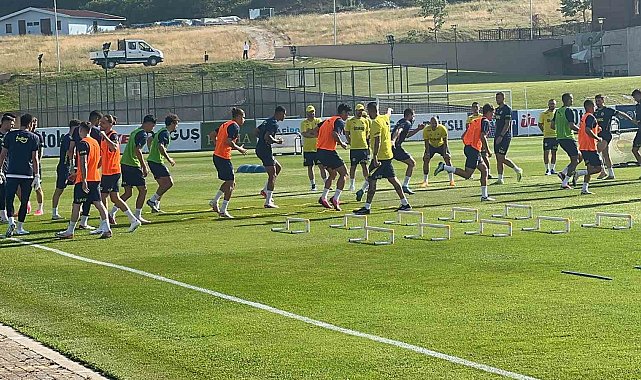 Fenerbahçe sezonu Topuk Yaylası'nda açtı