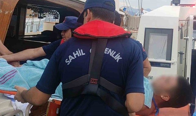 Fethiye'de teknede yaralanan iki vatandaşa Sahil Güvenlikten tıbbi tahliye