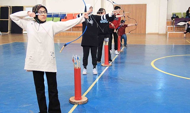 Geleneksel Türk okçuları Erzincan'da yetişiyor!