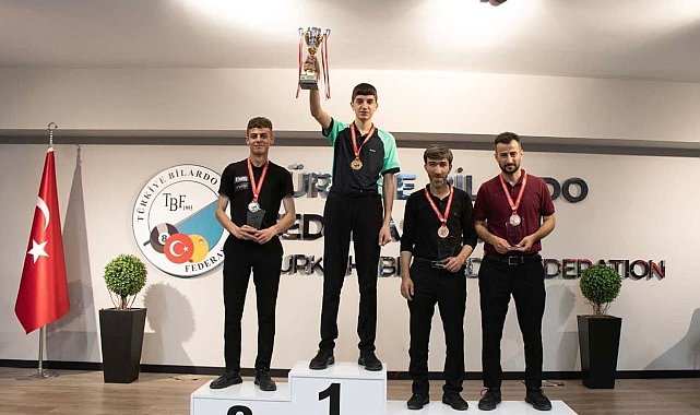 Genç Bilardocu Muhammed Emin Atabey Türkiye Şampiyonu oldu