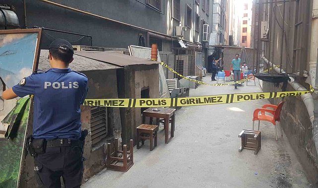Genç kadın çay ocağında eski sevgili dehşetini yaşadı