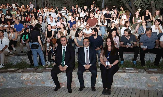 Genç yetenekler "Şah Canavara Mat" ile sahneye çıktı