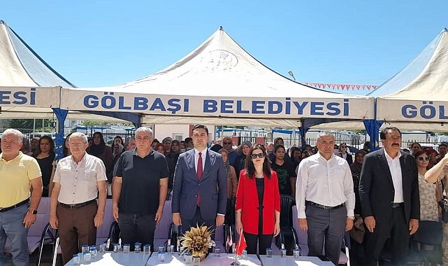 Gölbaşı Halk Eğitim Merkezi yılsonu sergisi açıldı