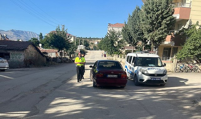 Gölbaşı'nda bisiklet ile otomobil çarpıştı: 1 yaralı
