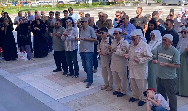 Hacı adayları dualarla uğurlandı